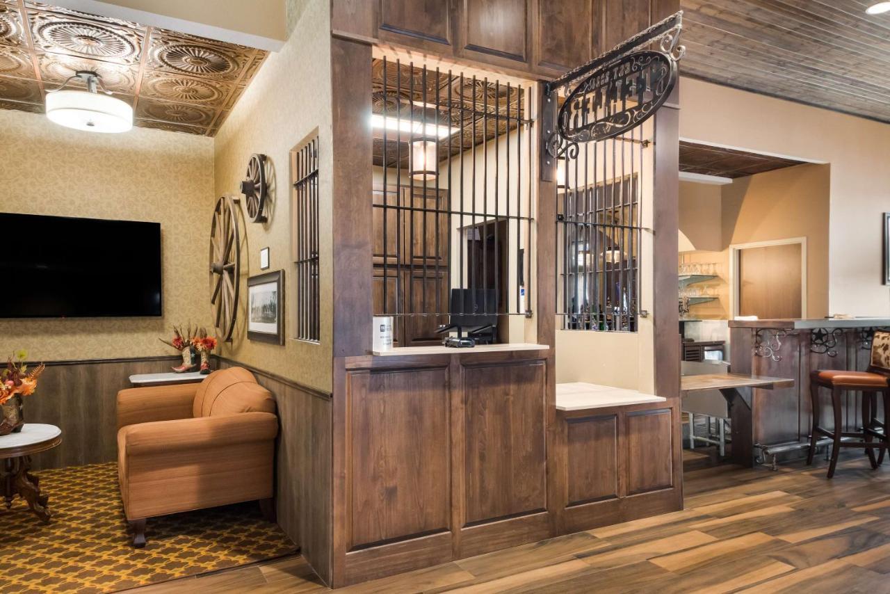 Best Western Bandera Suites & Saloon Zewnętrze zdjęcie